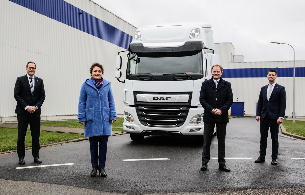 Foto-1-DAF-CF-Electric-H-Wolters-L-Peeters-G-Snel-M-Kuijs