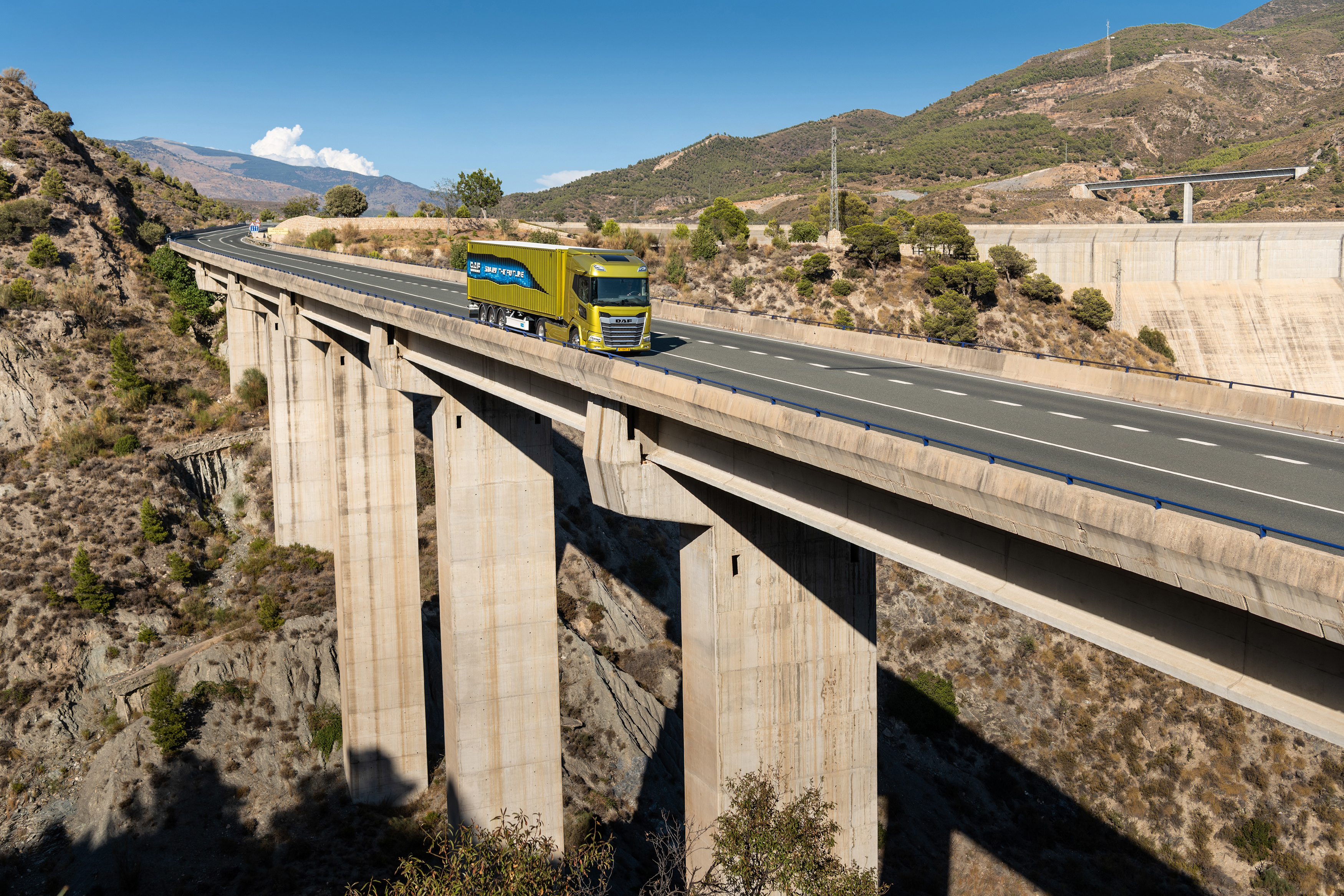 03-New-Generation-DAF-Malaga-in-Andalusian-landscape