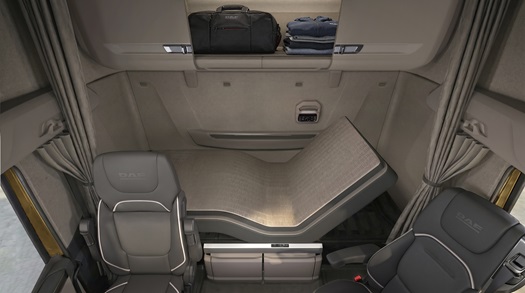 24-DAF-Single-Driver-Luxury-Package-Locker-Centre-Lids-Open