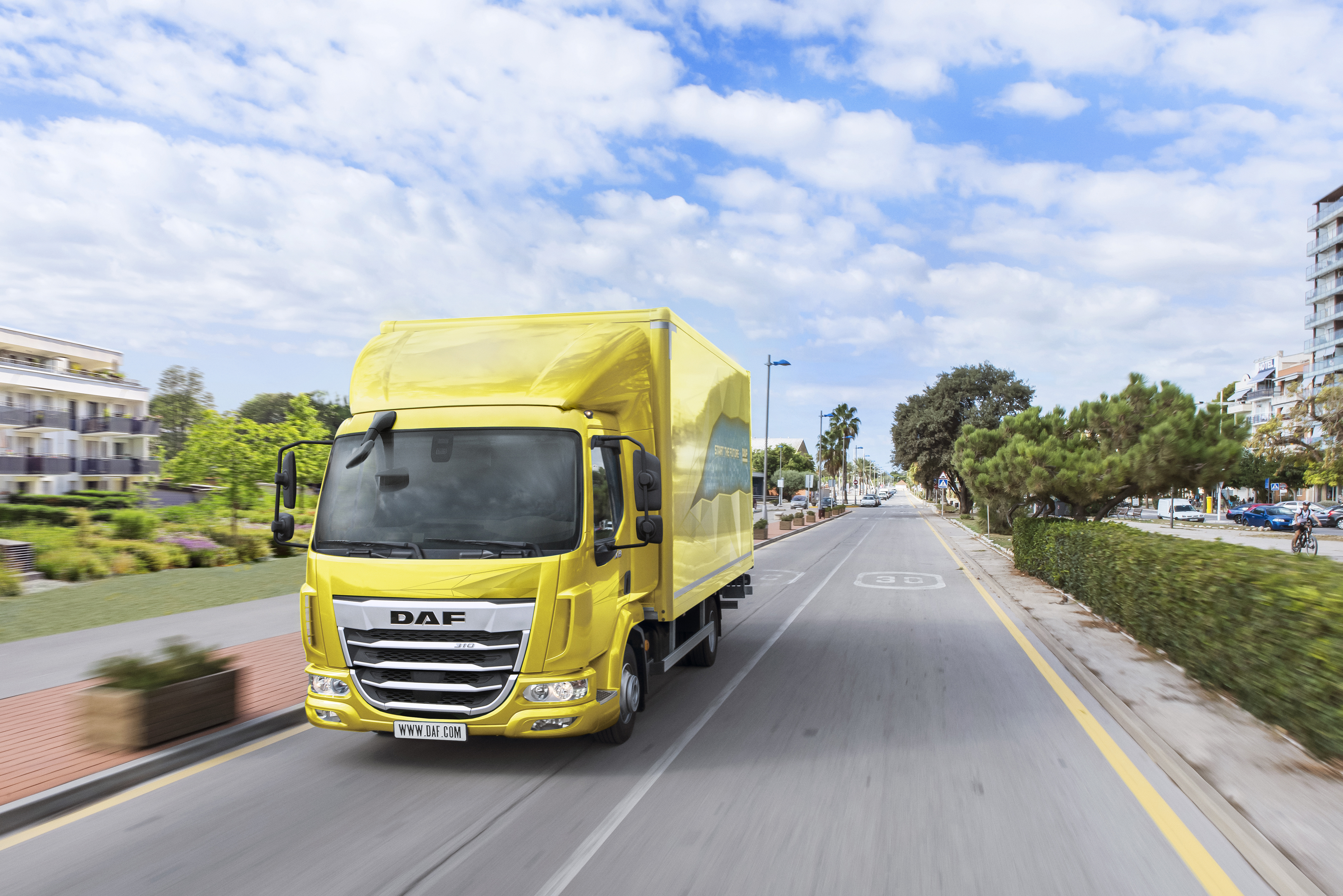 DAF annonce le lancement de camions de distribution urbaine Nouvelle ...